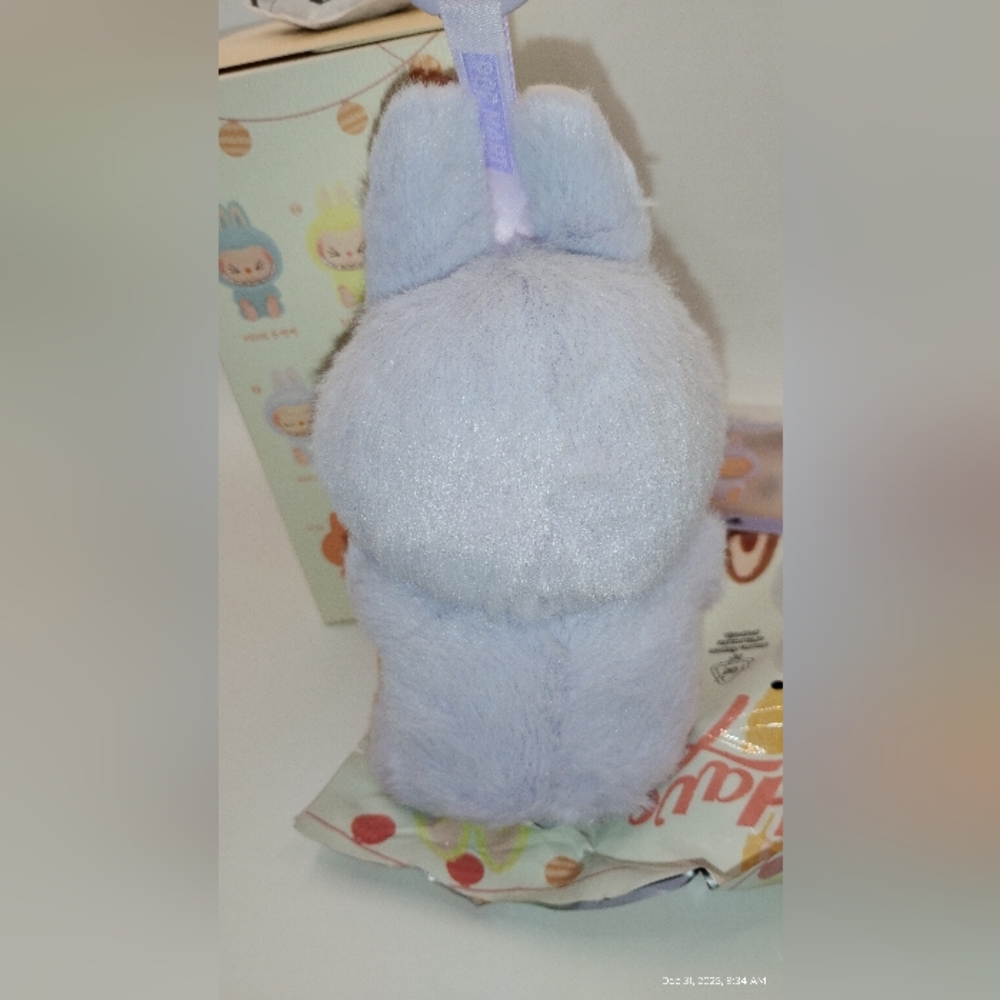 DISCONTINUED POPMART HAVE A SEAT CONFIRMED "ZIZI* ORIGINAL PLASTIC BAGS - Picture 3 of 3